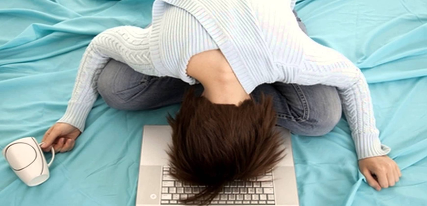 Libera Tu Ser - Artículos Ciencia/Belleza/Salud/Medioambiente: "ENGANCHADOS A LAS REDES SOCIALES"