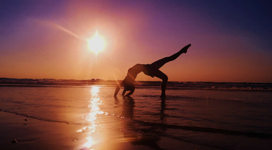 Terapias Alternativas - Para Experimentar nuestra Naturaleza Espiritual e Inmortal: "YOGA"